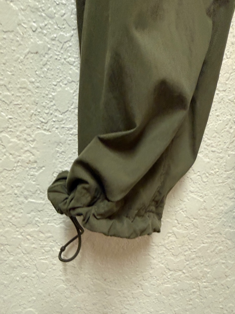 REI Olive Green Casual Cargo Pants Size 14 - Picture 11 of 16